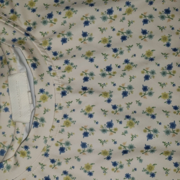 MY MUM MADE IT FLORAL SHIRT . - Picture 2 of 3